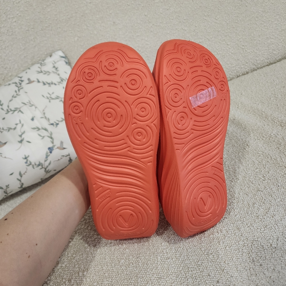 Vionic Cove RX Recovery Platform Sandals🤍 - Picture 4 of 5